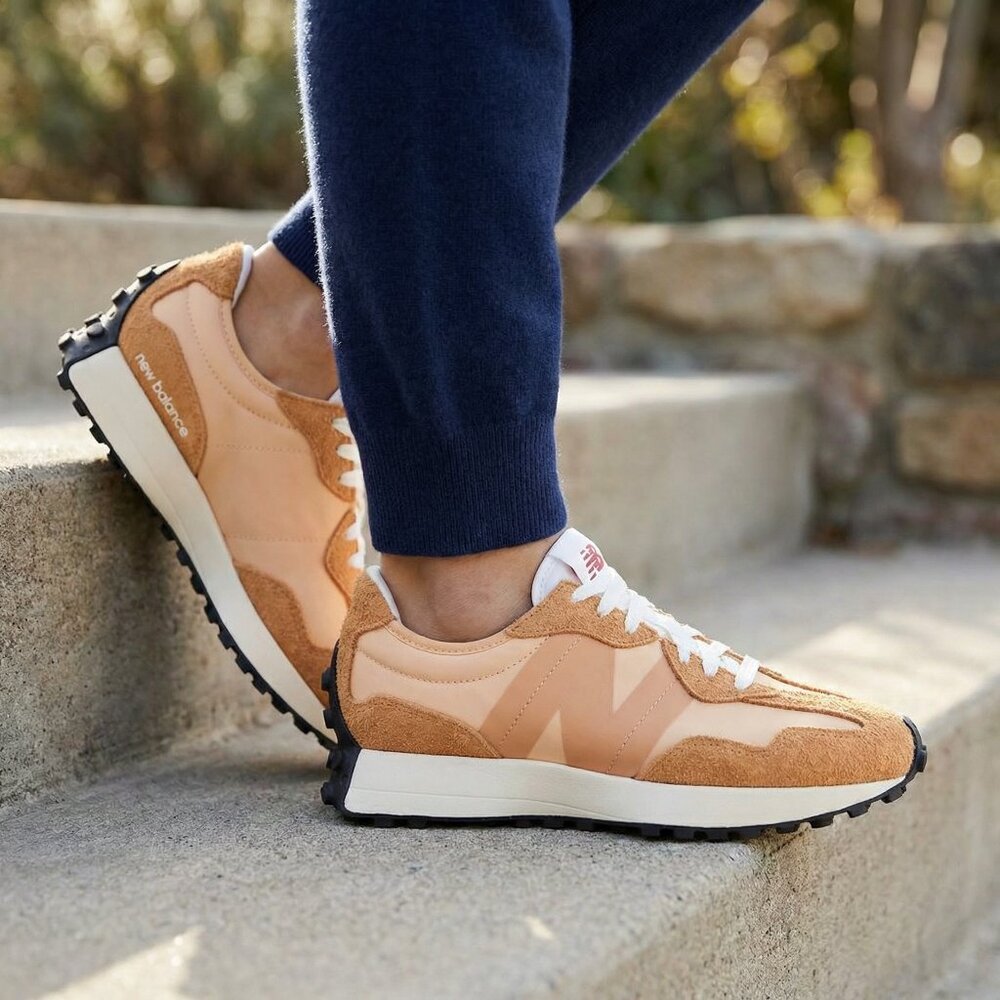 New Balance 327 Casual Women's Sneakers Shoes Peach Blossom size 6